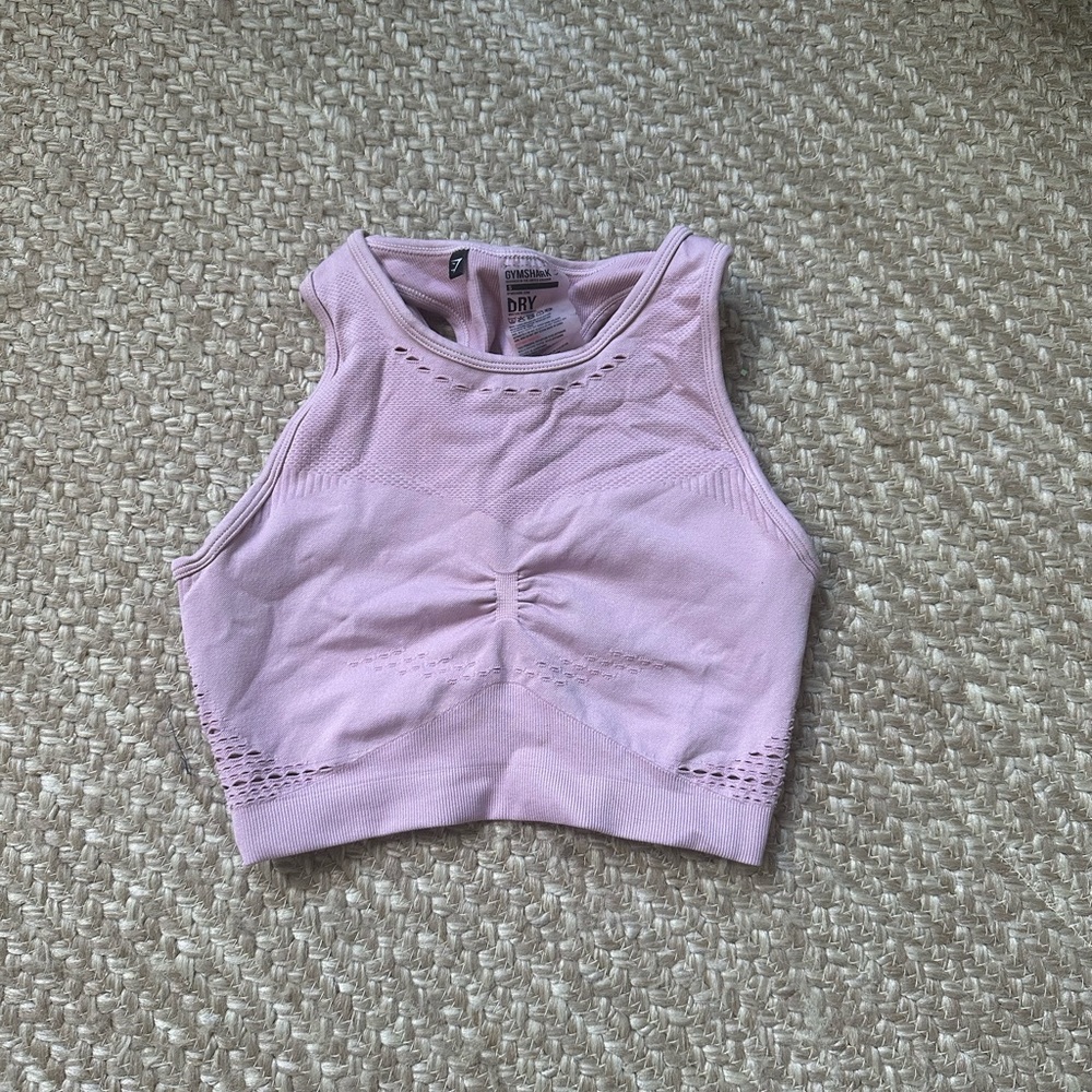 Light Pink high neck Gymshark sports bra with crossover straps. Size small